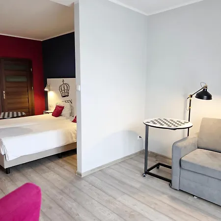 W Centrum Апартаменты Гнезно